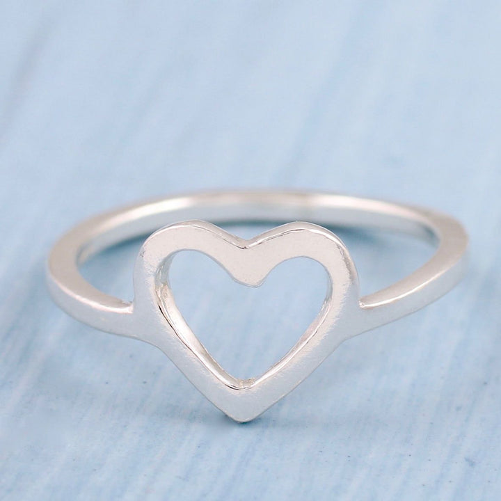 Anillo de Plata Corazón Hueco