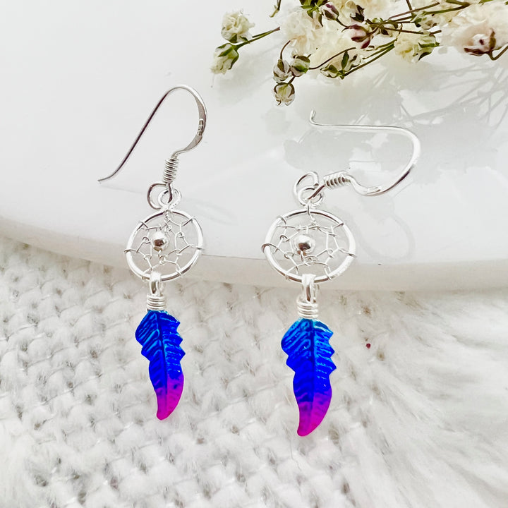 Aretes Peq. Atrapasueños Blanco Morado