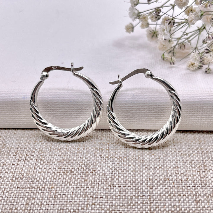 Argollas Melcochas Huecas 22MM Plata