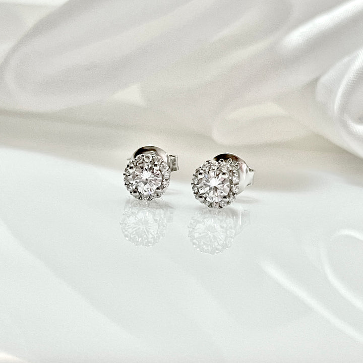 Aretes Plata Redondo Blanco ⚪️6MM | Nicola Joyería 